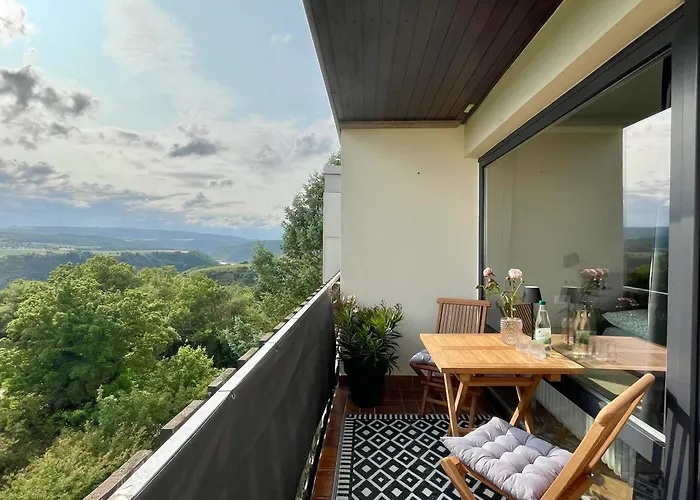 Daire #1 Studioapartment Mit Loreleyblick Direkt An Der Schoensten Etappe Des Rheinsteigs Patersberg